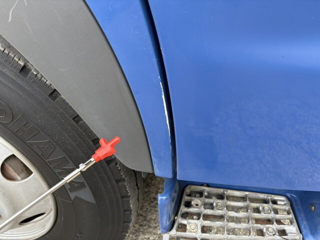 日野プロフィア平ボディ大型（10t）[写真35]