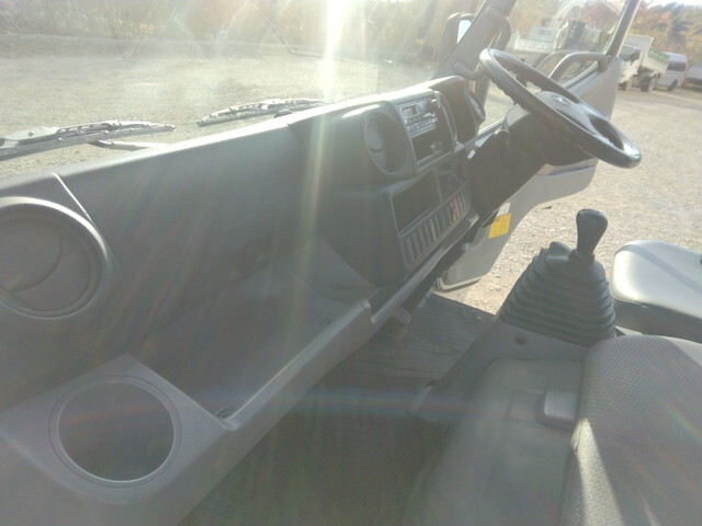 日野デュトロダンプ小型（2t・3t）[写真31]