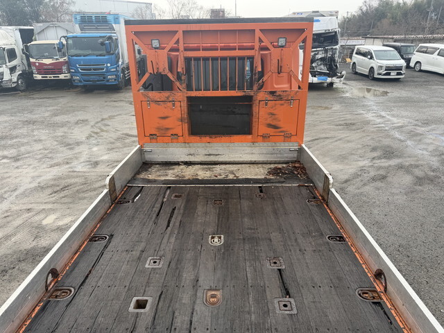 UDトラックスクオンヒップリフター大型（10t）[写真12]