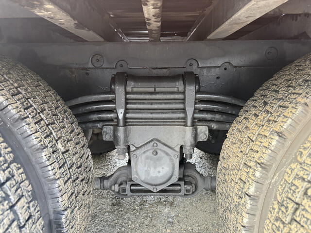 UDトラックスクオンヒップリフター大型（10t）[写真26]