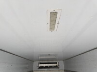 いすゞフォワード冷凍車（冷蔵車）中型（4t）[写真15]