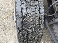 いすゞフォワード冷凍車（冷蔵車）中型（4t）[写真22]