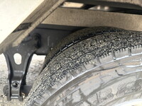 いすゞフォワード冷凍車（冷蔵車）中型（4t）[写真27]