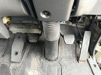 いすゞフォワード冷凍車（冷蔵車）中型（4t）[写真33]