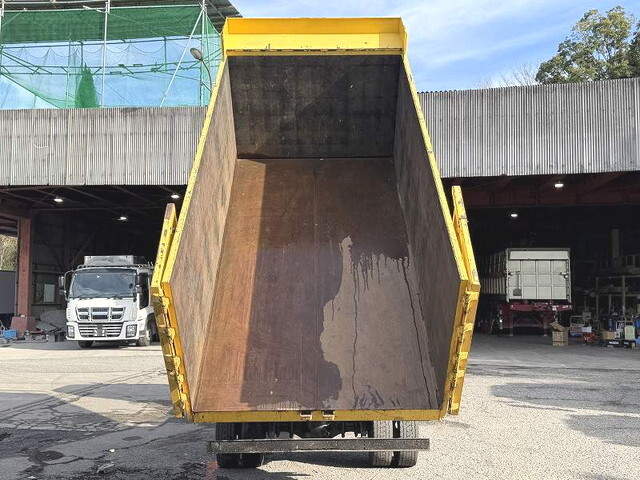 三菱ふそうキャンターダンプ小型（2t・3t）[写真11]