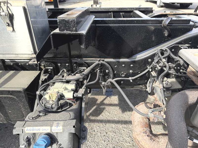 三菱ふそうキャンターダンプ小型（2t・3t）[写真15]