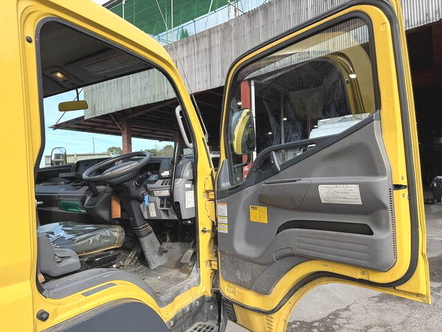 三菱ふそうキャンターダンプ小型（2t・3t）[写真33]