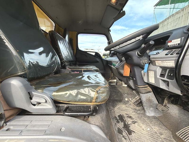 三菱ふそうキャンターダンプ小型（2t・3t）[写真34]