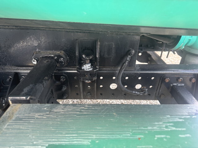 三菱ふそうキャンターバキュームカー小型（2t・3t）[写真31]