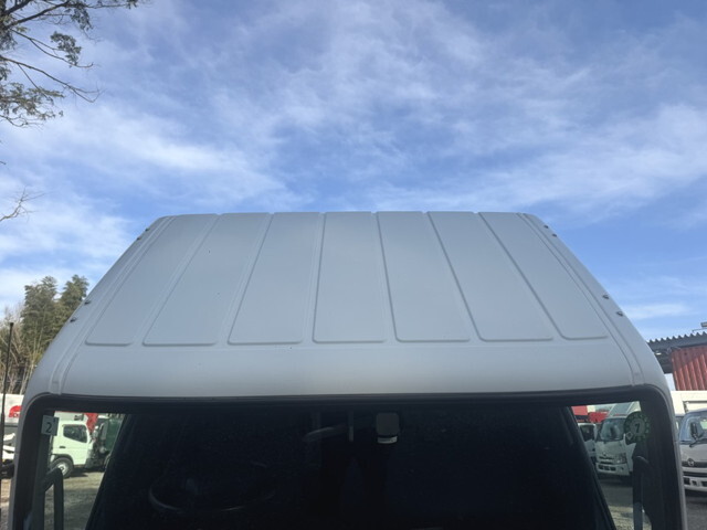 三菱ふそうキャンターバキュームカー小型（2t・3t）[写真36]