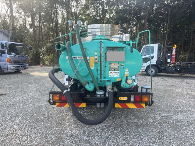 三菱ふそうキャンターバキュームカー小型（2t・3t）[写真07]