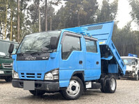 いすゞエルフダブルキャブ・ダンプ小型（2t・3t）[写真01]