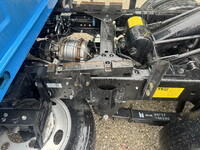 いすゞエルフダブルキャブ・ダンプ小型（2t・3t）[写真24]