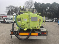 三菱ふそうキャンターバキュームカー小型（2t・3t）[写真17]