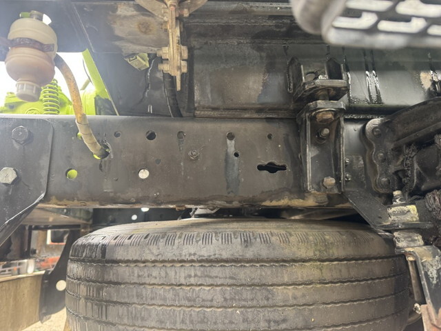 三菱ふそうキャンターバキュームカー小型（2t・3t）[写真22]