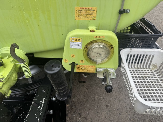 三菱ふそうキャンターバキュームカー小型（2t・3t）[写真26]