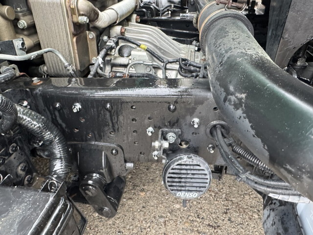 三菱ふそうキャンターバキュームカー小型（2t・3t）[写真31]