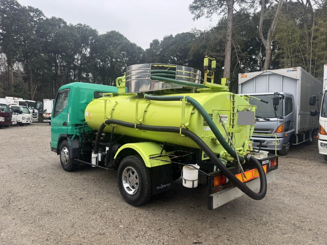 三菱ふそうキャンターバキュームカー小型（2t・3t）[写真04]