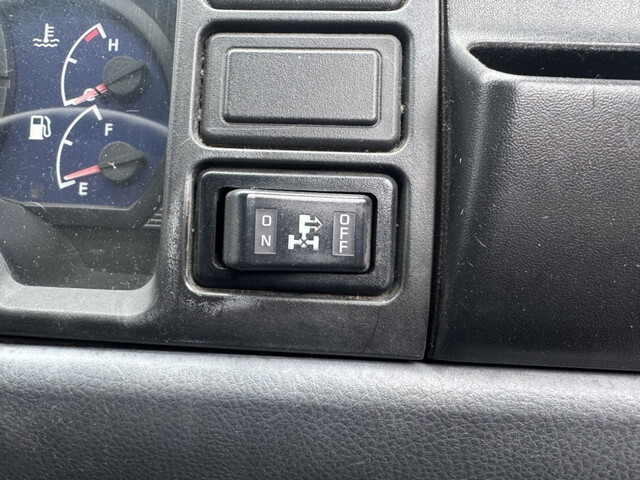 三菱ふそうキャンターバキュームカー小型（2t・3t）[写真05]