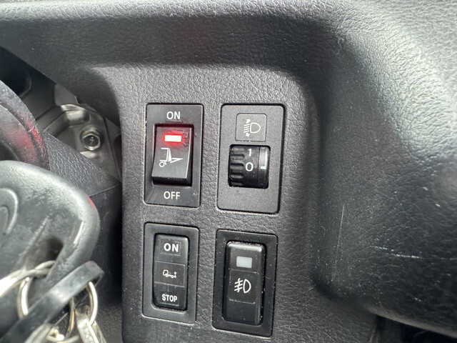 日野レンジャーパネルウイング中型（4t）[写真15]