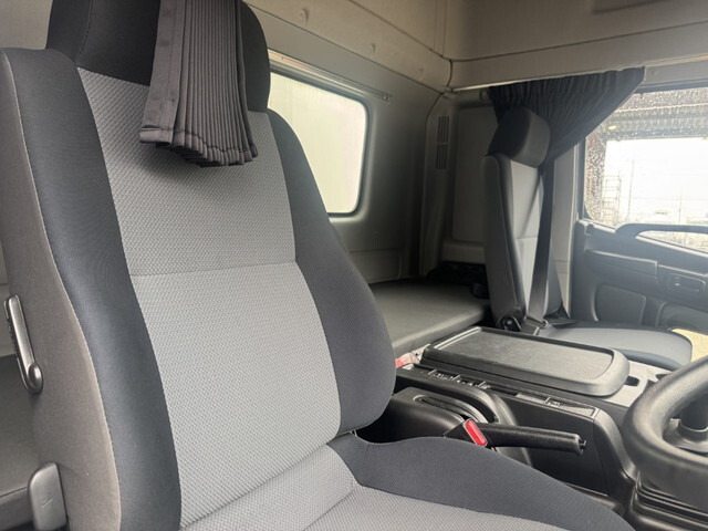 日野レンジャーパネルウイング中型（4t）[写真16]