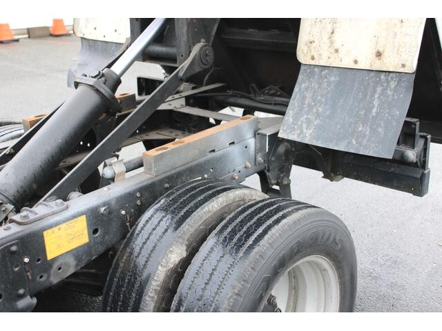 いすゞエルフダンプ小型（2t・3t）[写真24]