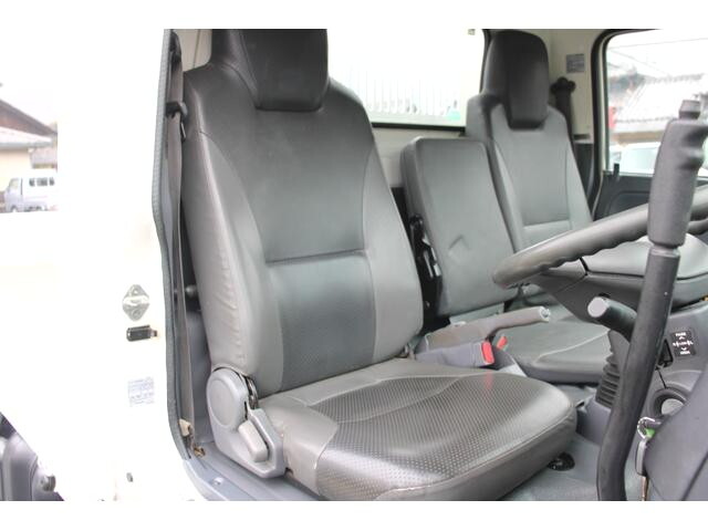 いすゞエルフダンプ小型（2t・3t）[写真38]