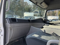 UDトラックスクオンパネルウイング大型（10t）[写真14]