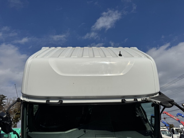 UDトラックスクオンパネルウイング大型（10t）[写真26]