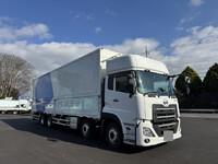 UDトラックスクオンパネルウイング大型（10t）[写真04]