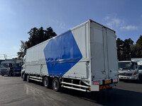 UDトラックスクオンパネルウイング大型（10t）[写真05]