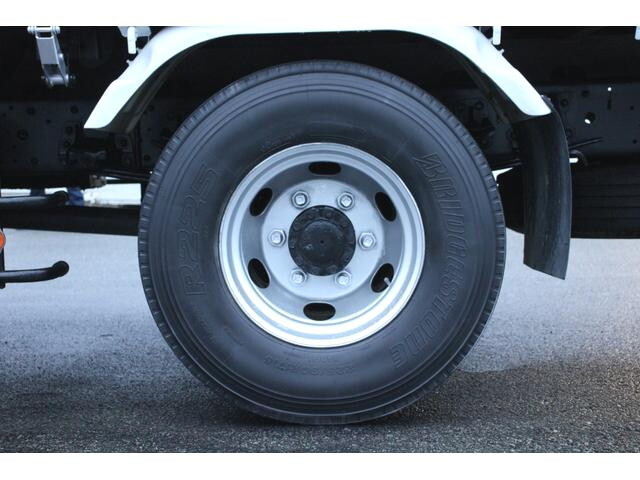 いすゞフォワードクレーン4段中型（4t）[写真28]