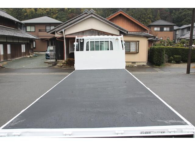 三菱ふそうファイター平ボディ中型（4t）[写真15]