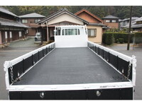 三菱ふそうファイター平ボディ中型（4t）[写真18]