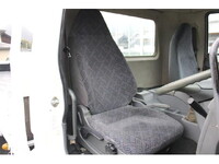 三菱ふそうファイター平ボディ中型（4t）[写真37]