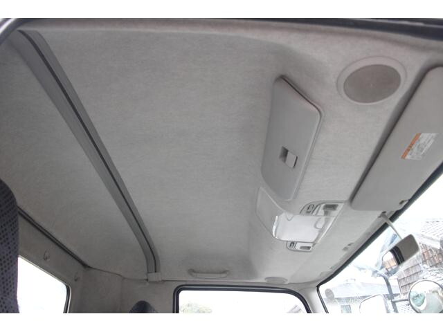 三菱ふそうファイター平ボディ中型（4t）[写真38]