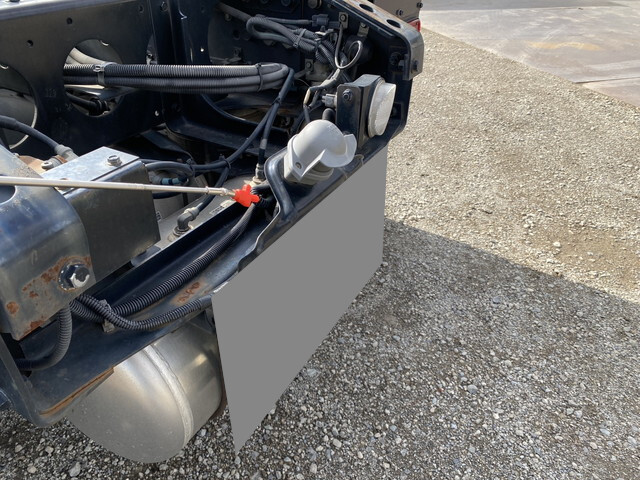 三菱ふそうスーパーグレートトレーラーヘッド（トラクターヘッド）大型（10t）[写真32]