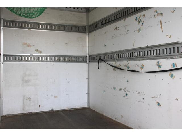 いすゞエルフパネルバン小型（2t・3t）[写真13]