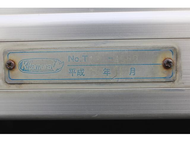 いすゞエルフパネルバン小型（2t・3t）[写真17]