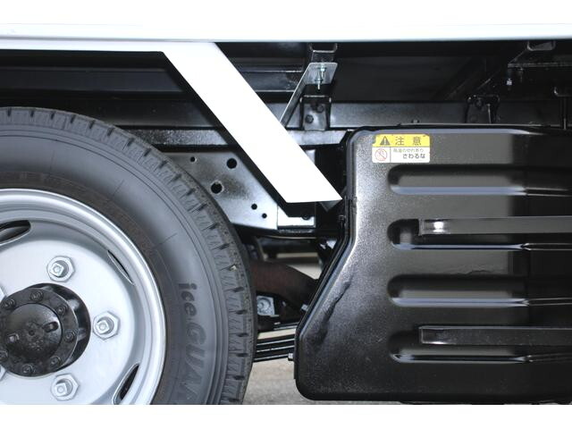 いすゞエルフパネルバン小型（2t・3t）[写真22]