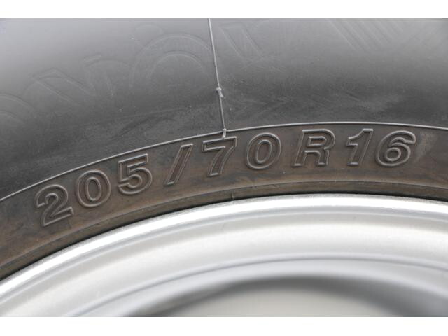 いすゞエルフパネルバン小型（2t・3t）[写真25]