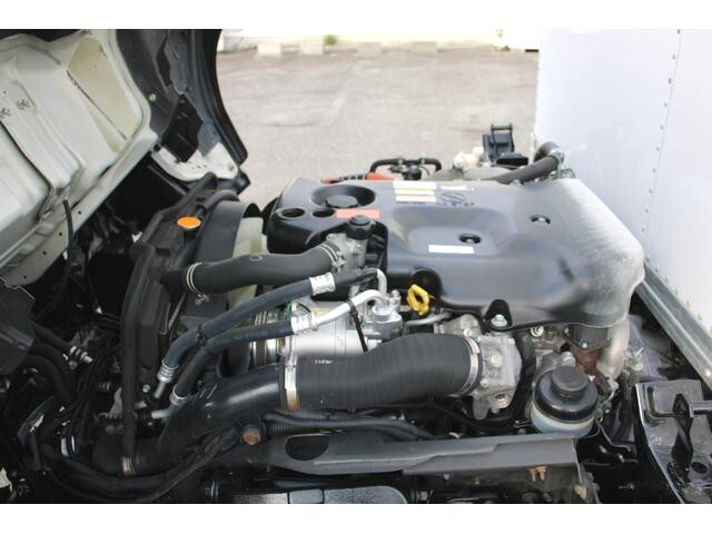 いすゞエルフパネルバン小型（2t・3t）[写真08]