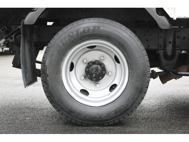 いすゞエルフ平ボディ小型（2t・3t）[写真28]