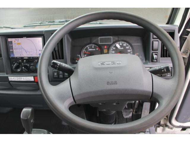 いすゞエルフ平ボディ小型（2t・3t）[写真30]