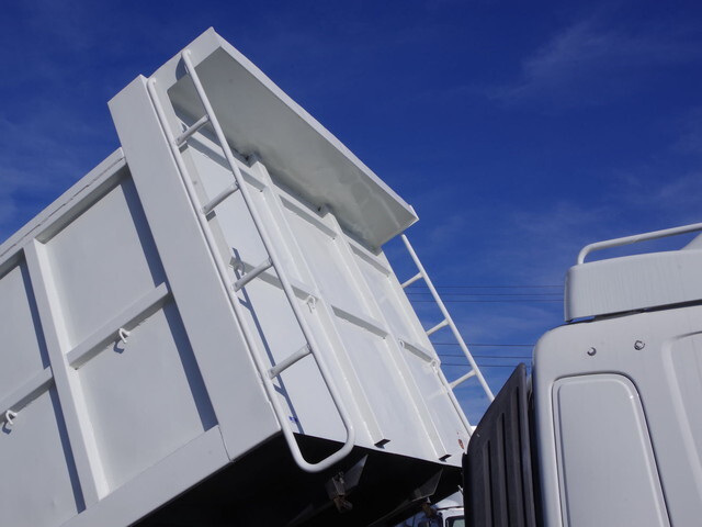 日野レンジャー深ダンプ（土砂禁ダンプ）中型（4t）[写真10]