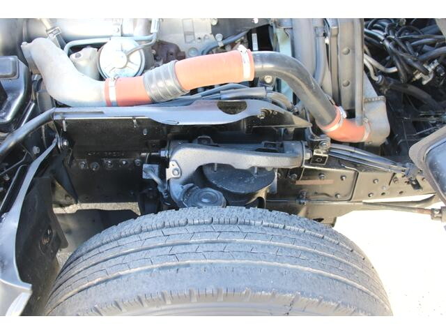 いすゞエルフコンテナ専用車小型（2t・3t）[写真11]