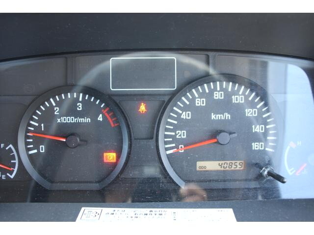 いすゞエルフコンテナ専用車小型（2t・3t）[写真28]