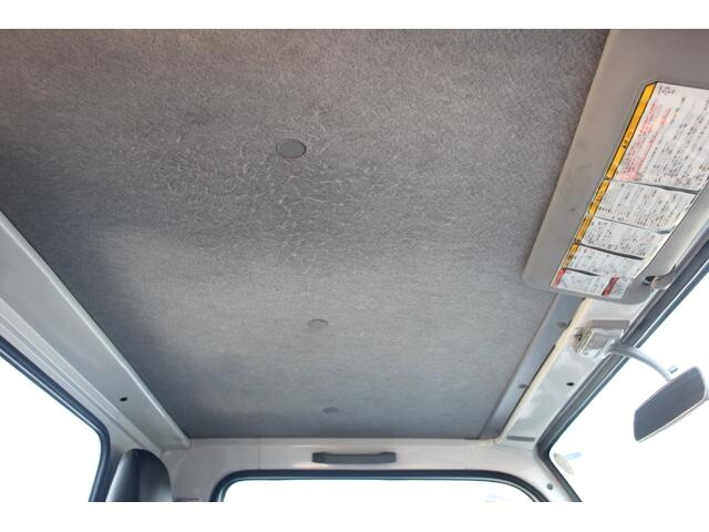 いすゞエルフコンテナ専用車小型（2t・3t）[写真34]