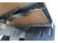 トヨタトヨエース平ボディ小型（2t・3t）[写真18]