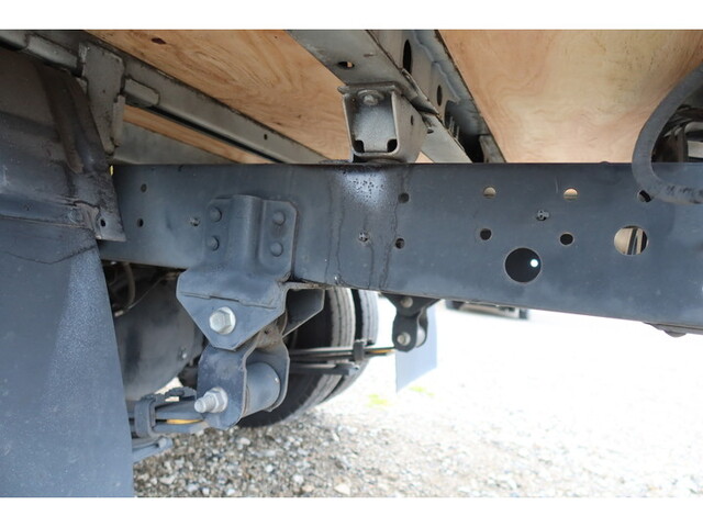 トヨタトヨエース平ボディ小型（2t・3t）[写真18]